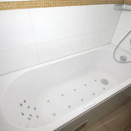 Apartment Rex Rugia - Haus 30-6 C Inkl Sauna-schwimmbadnutzung Im Ahoi Sellin *