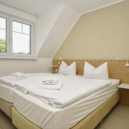 Strandnahe Rex Rugia: Balkon & Erlebnisbad Apartment
