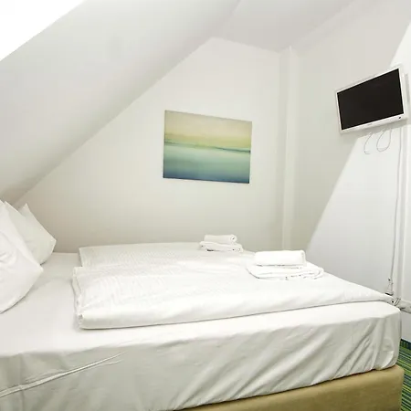 Apartment Strandnahe Rex Rugia: Balkon & Erlebnisbad